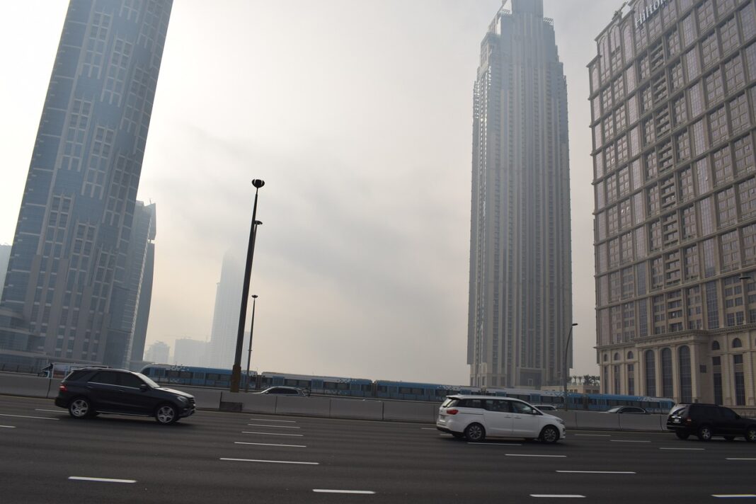 foggy-weather-5268369_1280